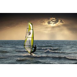 Fototapetai Bangletininkas buriuoja vandenyje