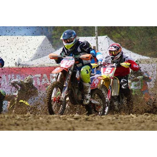 Fototapetas Motokroso ekstremalaus sporto lenktynės