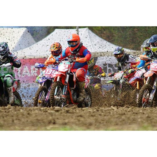 Fototapetas Motokroso lenktynės per purvą