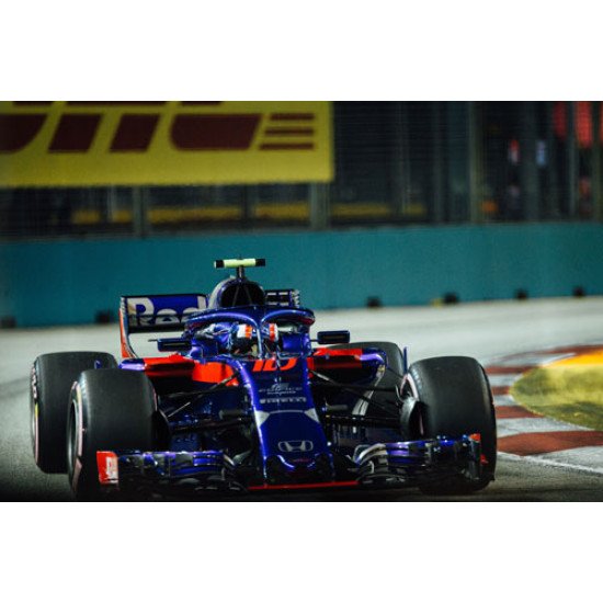 Fototapetai Redbulio f1 lenktyninis automobilis