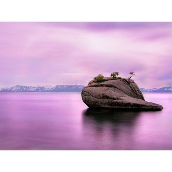 Fototapetai Uola ramiame ežere